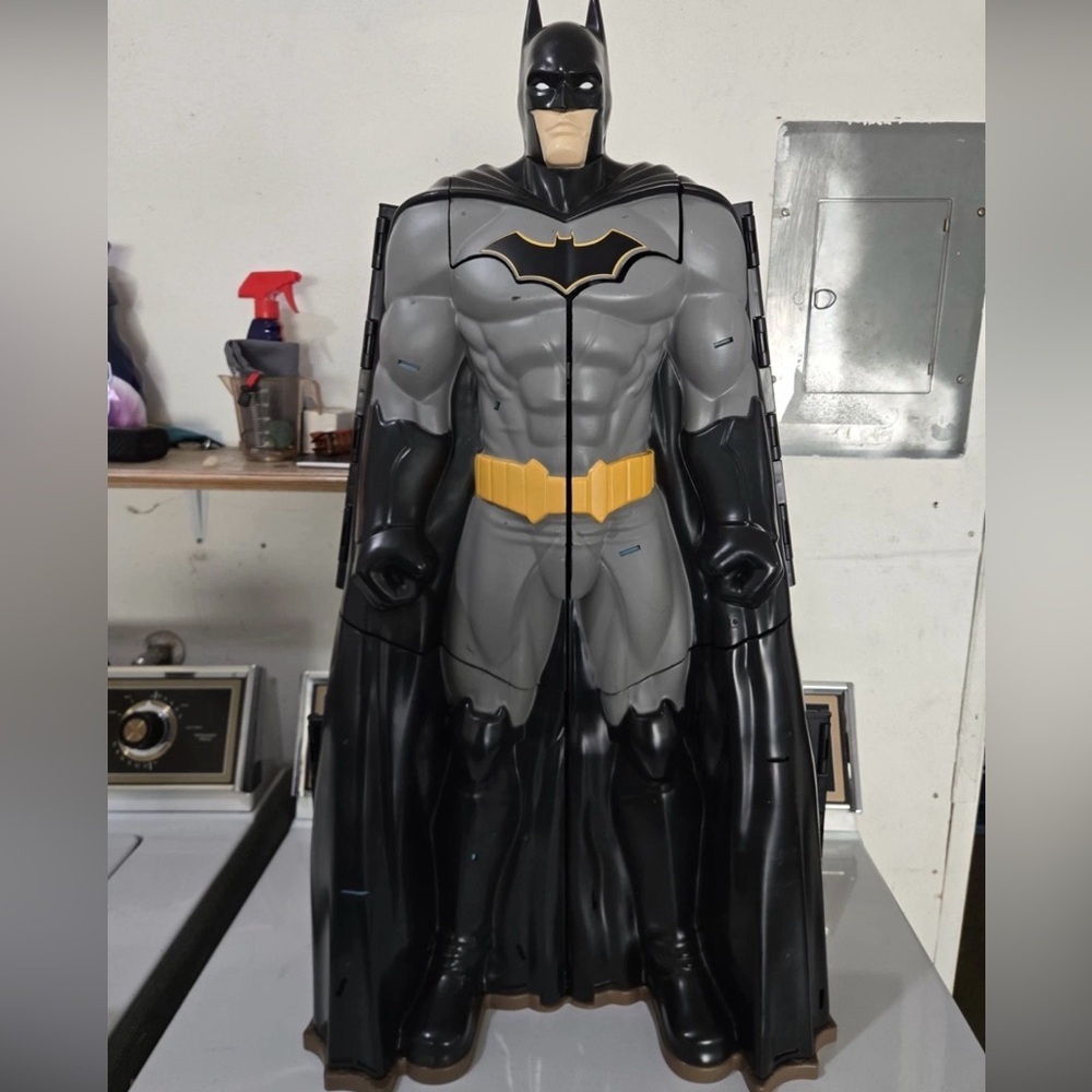 Large 3FT Batman Display Figure – DC Collector Piece